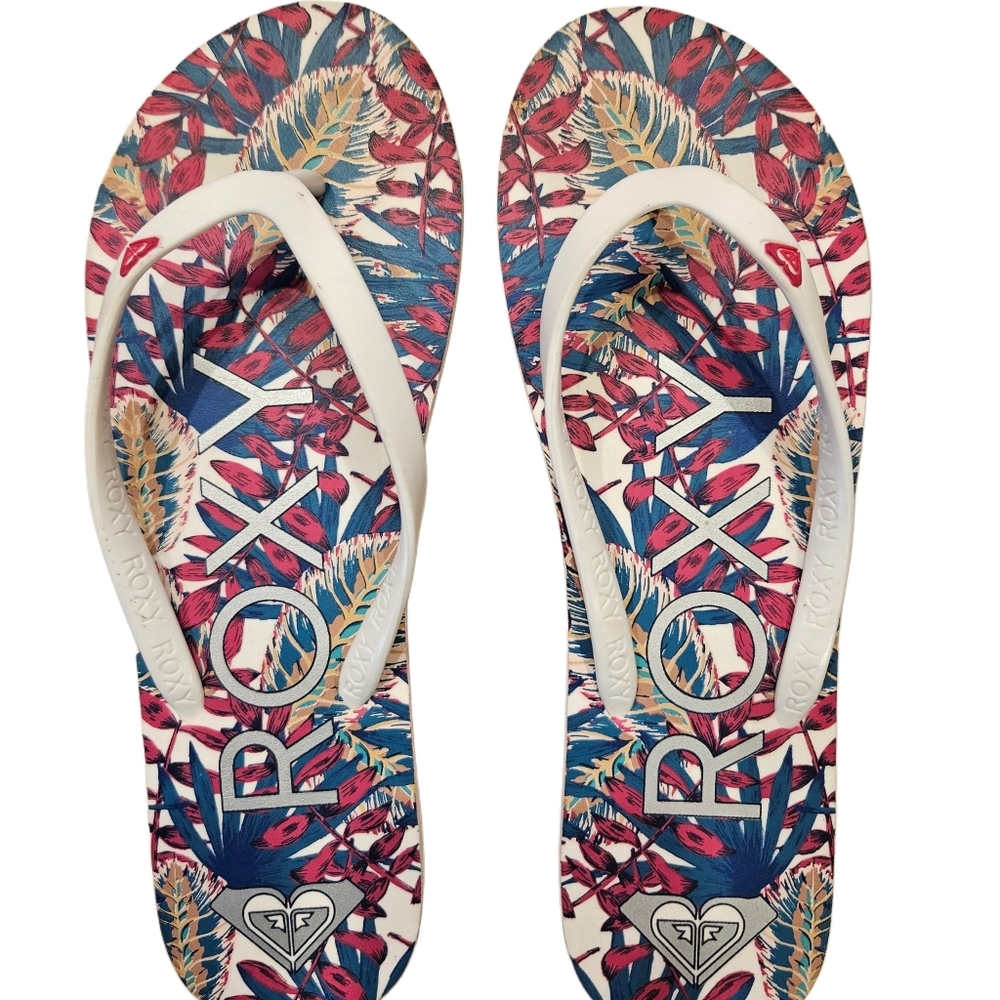 NWOT ROXY flip flops